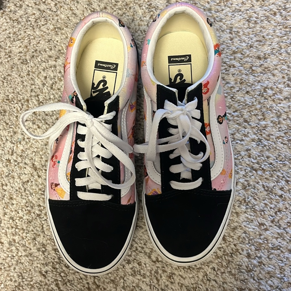 Almost new Disney Princess Vans. - Picture 2 of 8